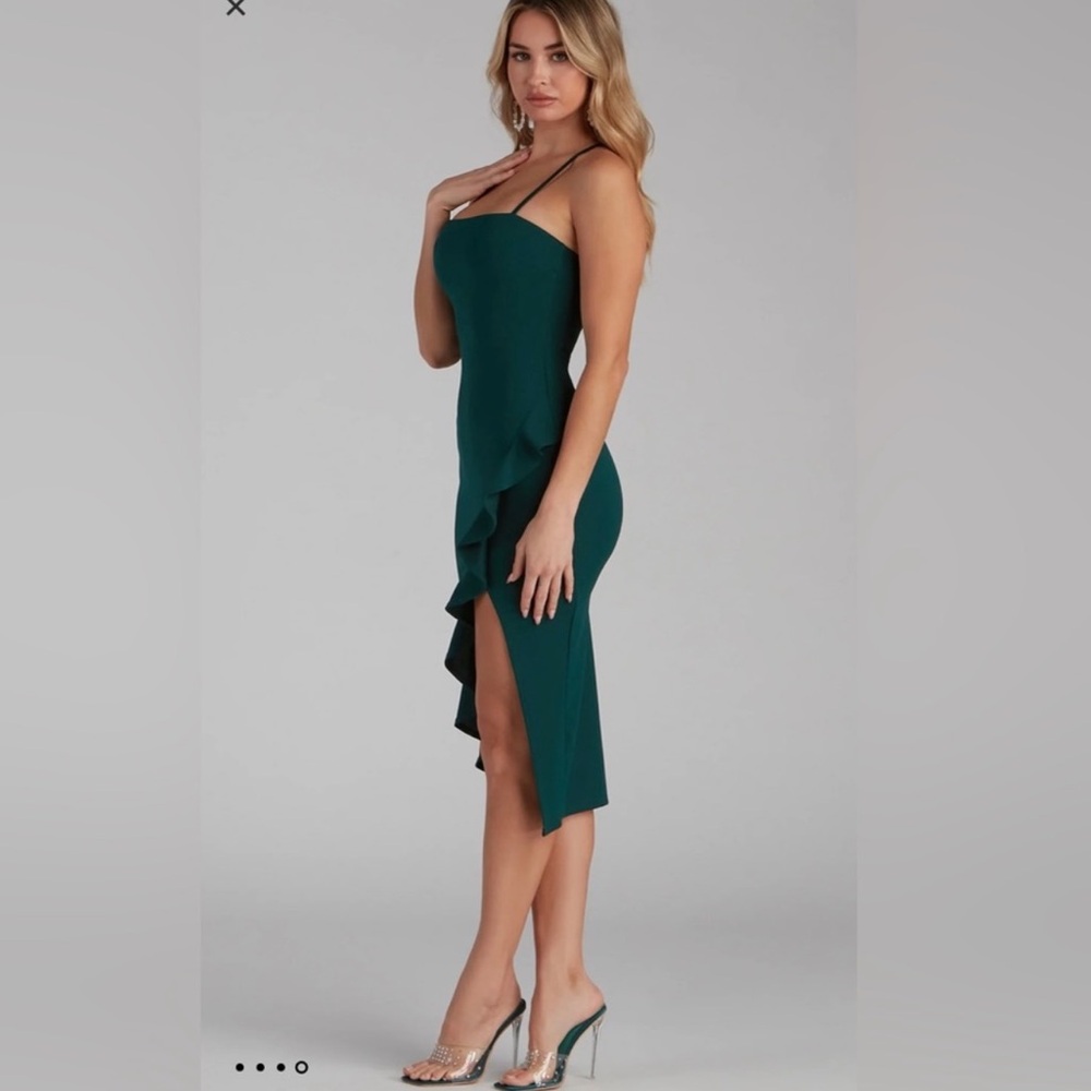 NWT Winsdor Add Some Ruffle Hunter dress medium